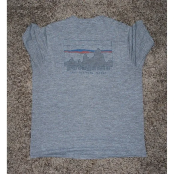 Patagonia Men's M Gray Performance Logo T‑Shirt Short Sleeve Hiking Outdoor - Picture 4 of 5
